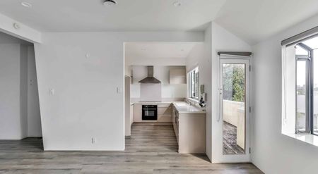 LOCATION WINNER - MISSION BAY - Photo 4