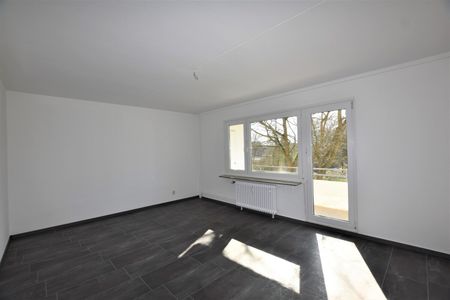 Große 3,5-Zimmer-Wohnung mit Balkon in Bad Schwartau - OTTO STÖBEN GmbH - Photo 3