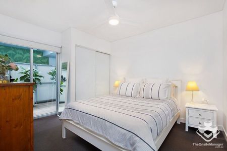 ICEWORKS PADDINGTON - A PERFECT COMBINATION - SPACIOUS ONE BEDROOM APARTMENT - Photo 3