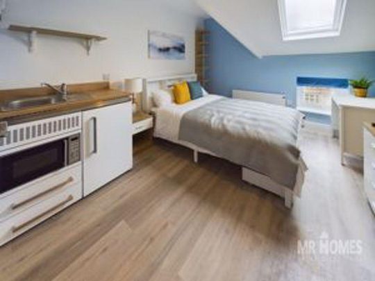 Serviced apartment to rent - Photo 1