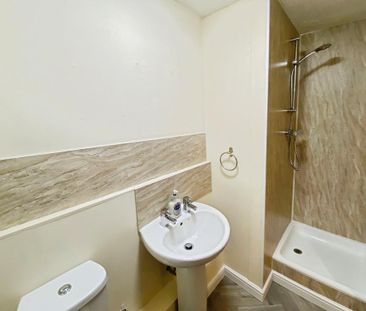 Property to rent - Photo 3