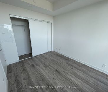 Condo Townhouse For Lease | C8144676 - Photo 6