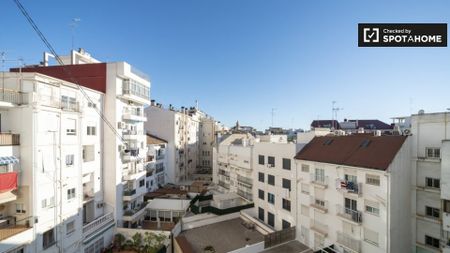 valencia, Valencian Community 46008 - Photo 4