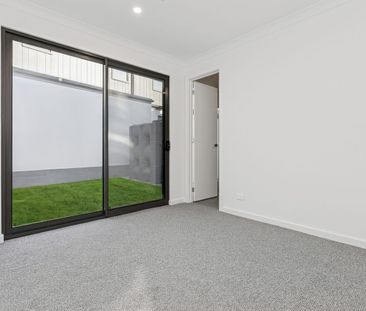 Brand New Designer Townhouses for Rent - Prime Location & Stylish L... - Photo 3