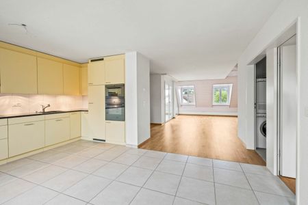 Grosszügige 4.5-Zimmer Maisonettewohnung mit viel Wohnkomfort - Foto 3