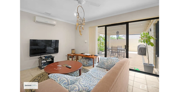 Unfurnished Villa - Photo 1