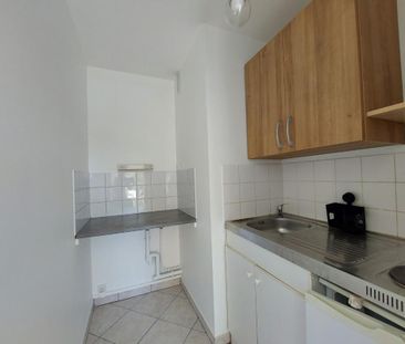 Location Appartement 1 pièce 21m² ROUEN 76000 - Photo 3