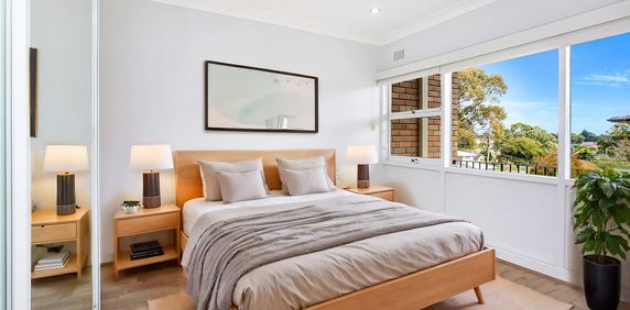 Stunningly Presented 1 Bedroom Apartment - Photo 2