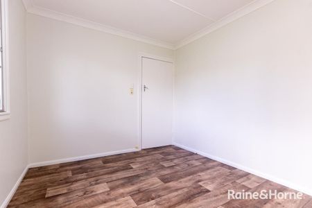 38 Cascade Street, Raceview, QLD 4305 - Photo 3