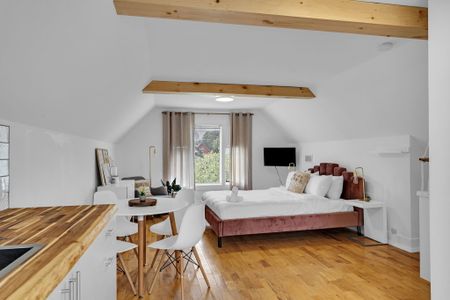 4-484 Gladstone - Photo 2