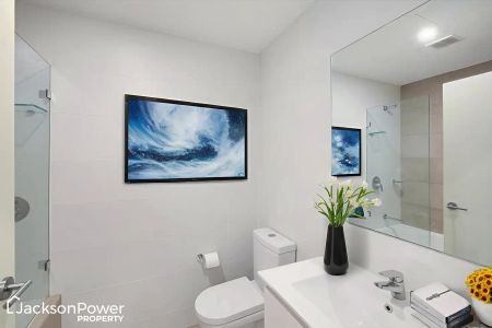 “Stunning Apartment | Sought-after Locale!” - Photo 5