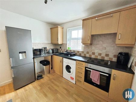 Charlton Court, Boundary Drive, Woolton, Liverpool, L25 - Photo 5