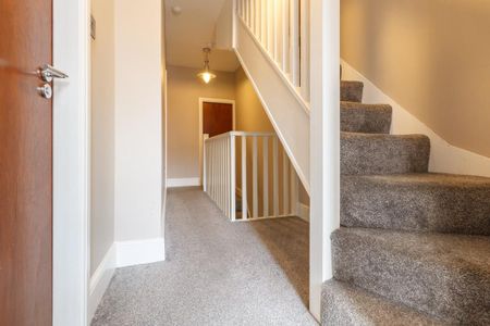 5 bedroom terraced house to rent - Photo 4