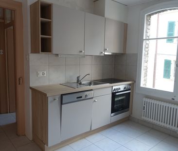 Charmant appartement de 5.5 pièces au cœur de la vieille ville de D... - Foto 2