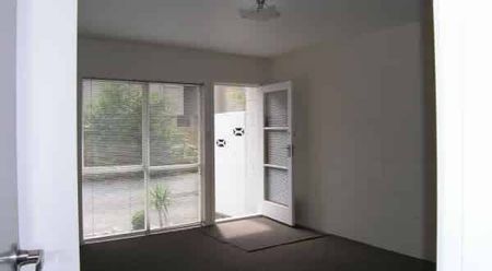 Two Bedroom Unit In Riccarton! - Photo 2