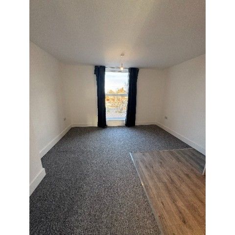 1 bed First Floor Flat/Apartment, - Photo 1