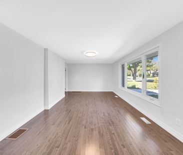 For Lease - 18 Windridge Drive Unit# Main, Markham, Ontario - Photo 2