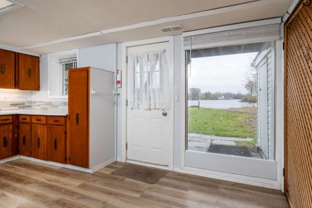 For Lease - 321 Rosebush Road Unit# Apt 2, Quinte West, Ontario - Photo 2