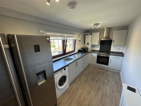 1 bedroom flat to rent - Photo 5