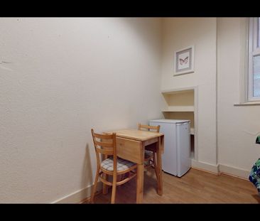Room in a Shared House, Anson Road, NW2 - Photo 4