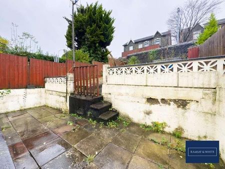 Commercial Street, Mountain Ash, CF45 - Photo 2