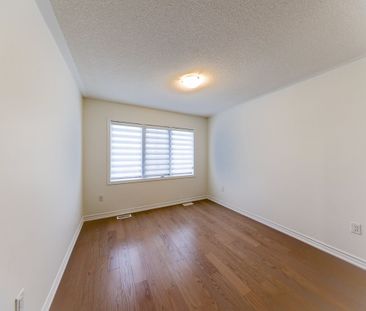 For Lease - 1493 Hawktail Path, Pickering, Ontario - Photo 2