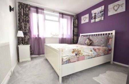 3 Bed Terraced House, Ilchester Crescent, BS13 - Photo 5