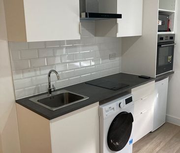 Studio Flat, Camberwell Road, SE5 - Photo 4