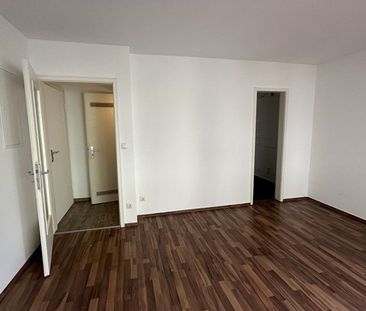 Klein, fein, zentral - 1 Zimmer - Balkon - Aufzug - Foto 5