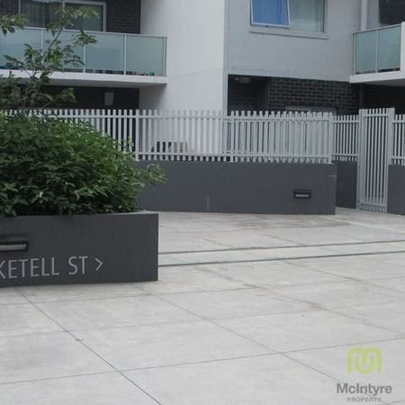 Convenient living! - Photo 2