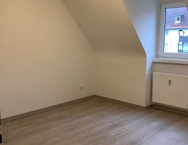 renoviertes Raumwunder: 3-Zi.-DG-Whg. in Nonnenbruch - Foto 1