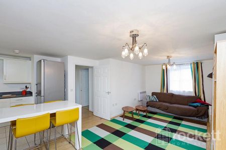 2 bedroom apartment to rent - Photo 2