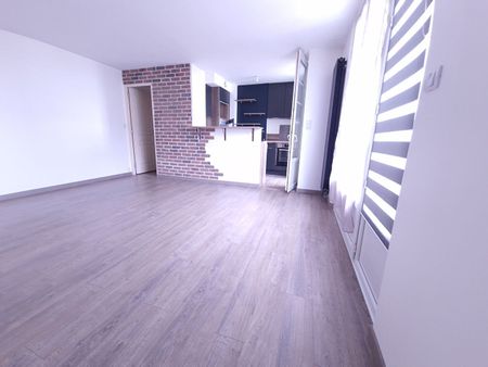 Location Appartement Reze 2 chambres garage - Photo 3