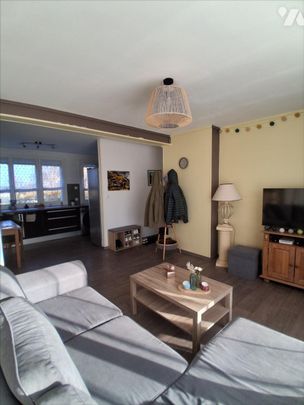 Saint-quentin - F 5 - BALCON CAVE ET PARKING - Photo 1