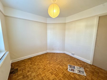 Hercies Road, Greater London, UB10 - Photo 3