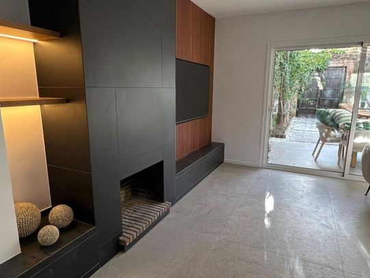 5 bedroom luxury Semidetached House for rent in Nueva Andalucia, Andalusia - Photo 1