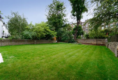 3 bed apartment to rent in Lexham Gardens, London, W8 6 - Photo 4