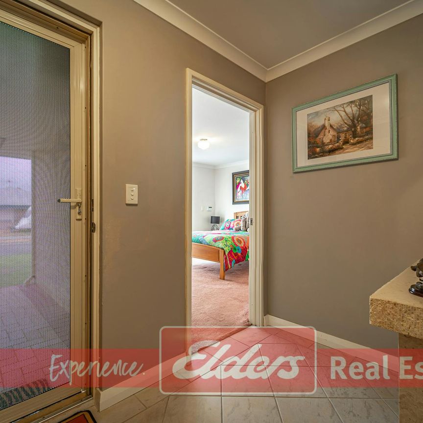 The heart of Waikiki! - Photo 1