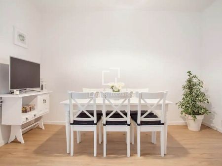 Excellent 4-bedroom apartment for rent in El Carmen, Valencia - Photo 3