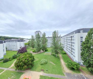 Grand studio de 35 m² refait à neuf avec belle pièce à vivre - Photo 4