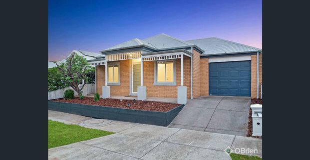 Great Location | Recently Refreshed | Zoned Refrigerated Cooling & Heating - Photo 1