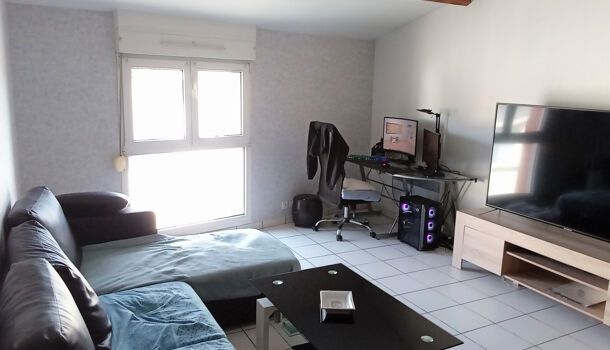 Appartement 2 pièces 42m2 REIMS 520 euros - Photo 1