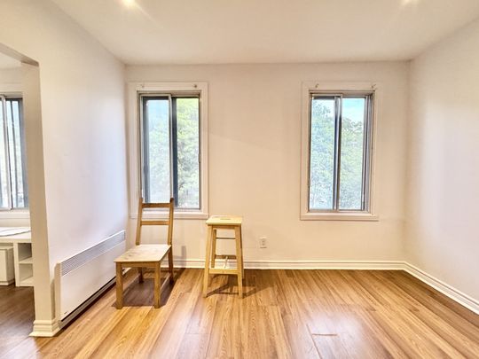 Unit 1: Entire unit - Photo 1