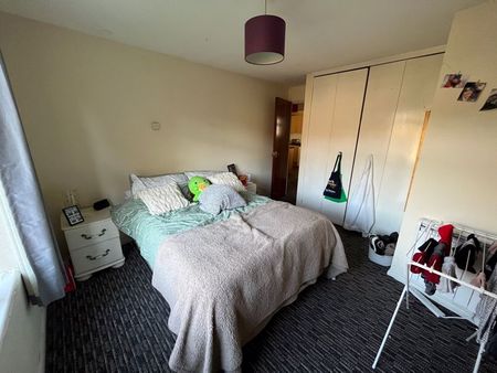 Velyn Avenue, Chichester - Photo 4