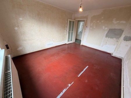 Raum für Ihre Ideen: Renovierungsbedürftige Wohnung mit großem Entwicklungspotenzial! - Photo 5