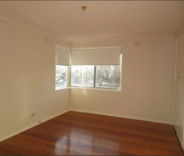 Charming & Convenient Location - Photo 4