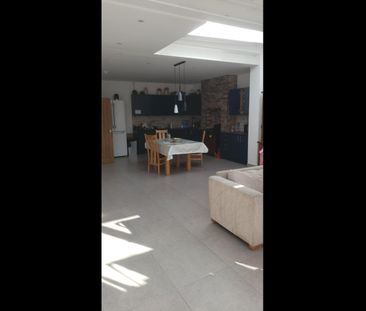 Room in a Shared House, Southmead Road, BS34 - Photo 1