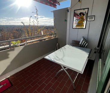 Exklusiv möblierte 2-Zimmerwohnung mit traumhaftem Fernblick in Nür... - Photo 5