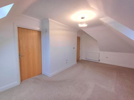 2 bedroom apartment to rent - Photo 4