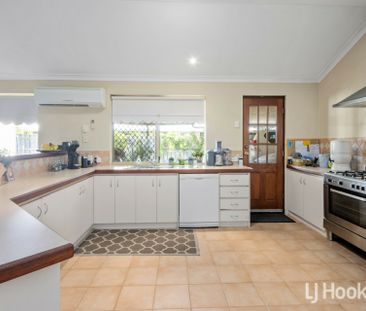 18 Burleigh Drive, Australind WA - Photo 5